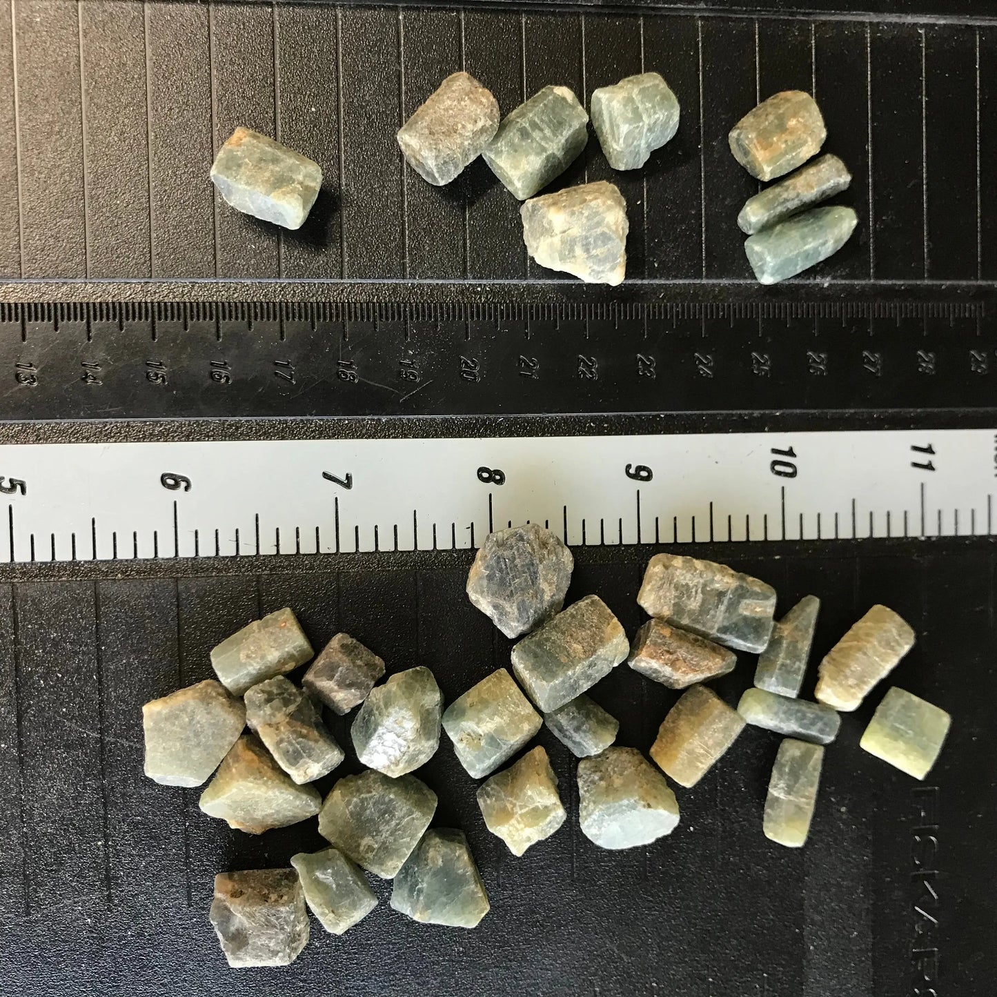 One Blue Sapphire Crystal, One Crystal (Approx 2/3"), Raw Stone, Supply for Crystal Grid or Crafts BIN-0074-A Shop Wholesale Crystals