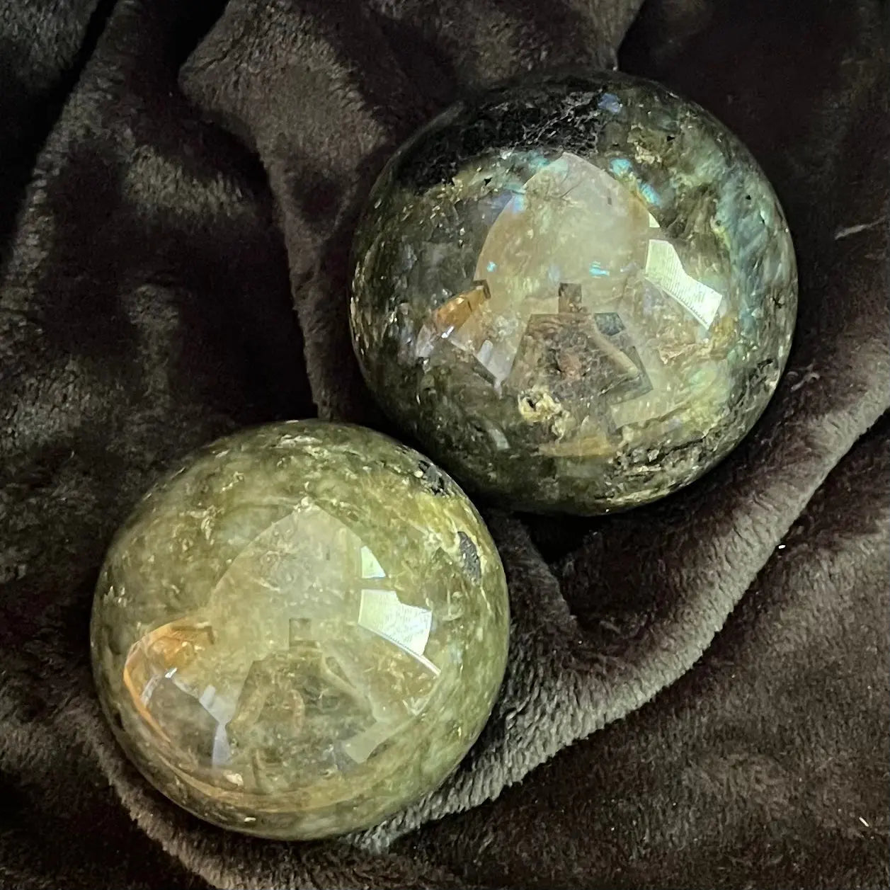 Labradorite Spheres, 1 Pound Lot (Approx. 66-75mm) WB-0015 - Shop Wholesale Crystals