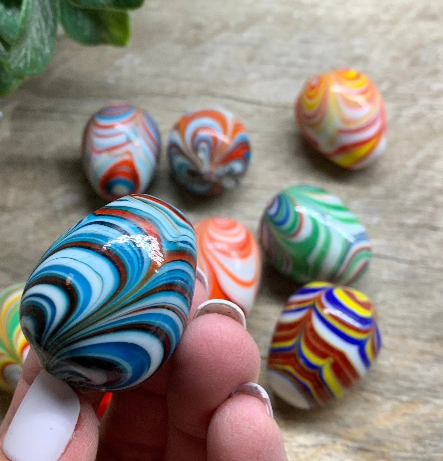 Happy Hippy Glass Egg 1” 1540 Shop Wholesale Crystals