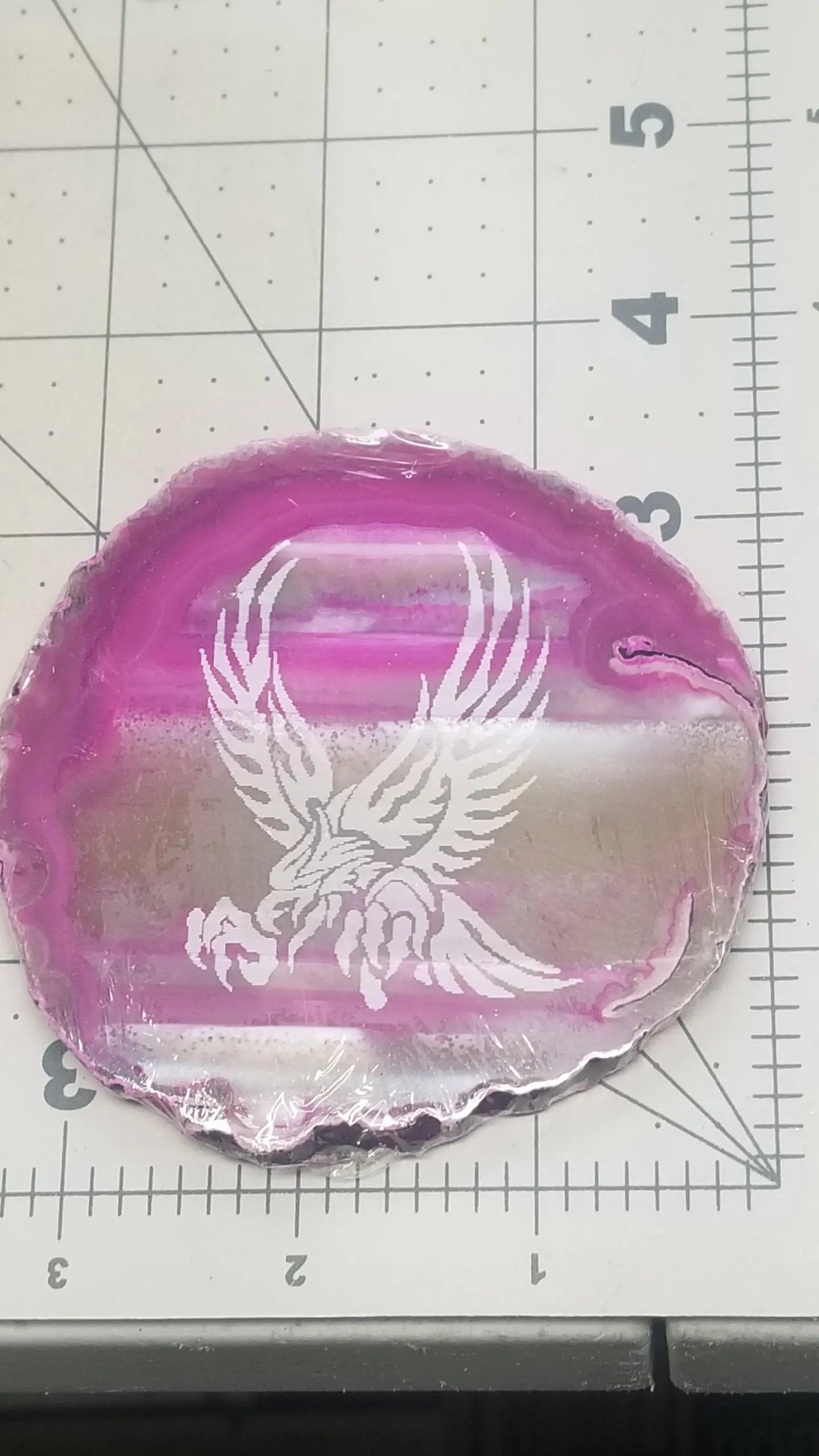 Agate Etched Slab,Eagle Landing Dyed Agate Carving Age Box-1 Shop Wholesale Crystals