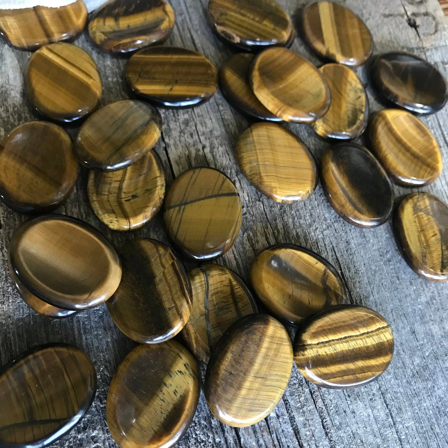 Tigers Eye Worry Stone (Approx 1 3/4" x 1 1/3") 1391 Polished Stone for Wire Wrapping or Crystal Grid Supply Shop Wholesale Crystals