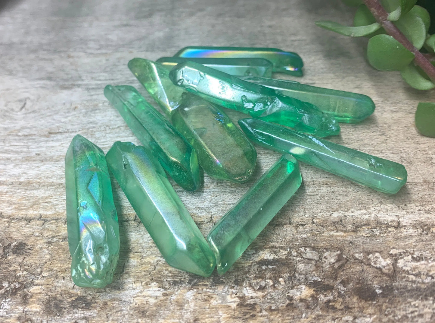 Green Aura Quartz Point Crystal Beat Point 1526 (1 3/4”-2 3/4”) Heart Chakra, Grid Making and Wire Wrapping Supply Shop Wholesale Crystals