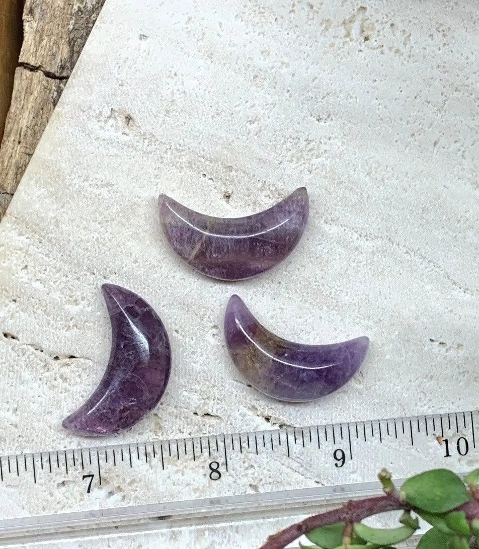 Amethyst Carved Moon (Approx 1 1/8" Long) 0098 Shop Wholesale Crystals