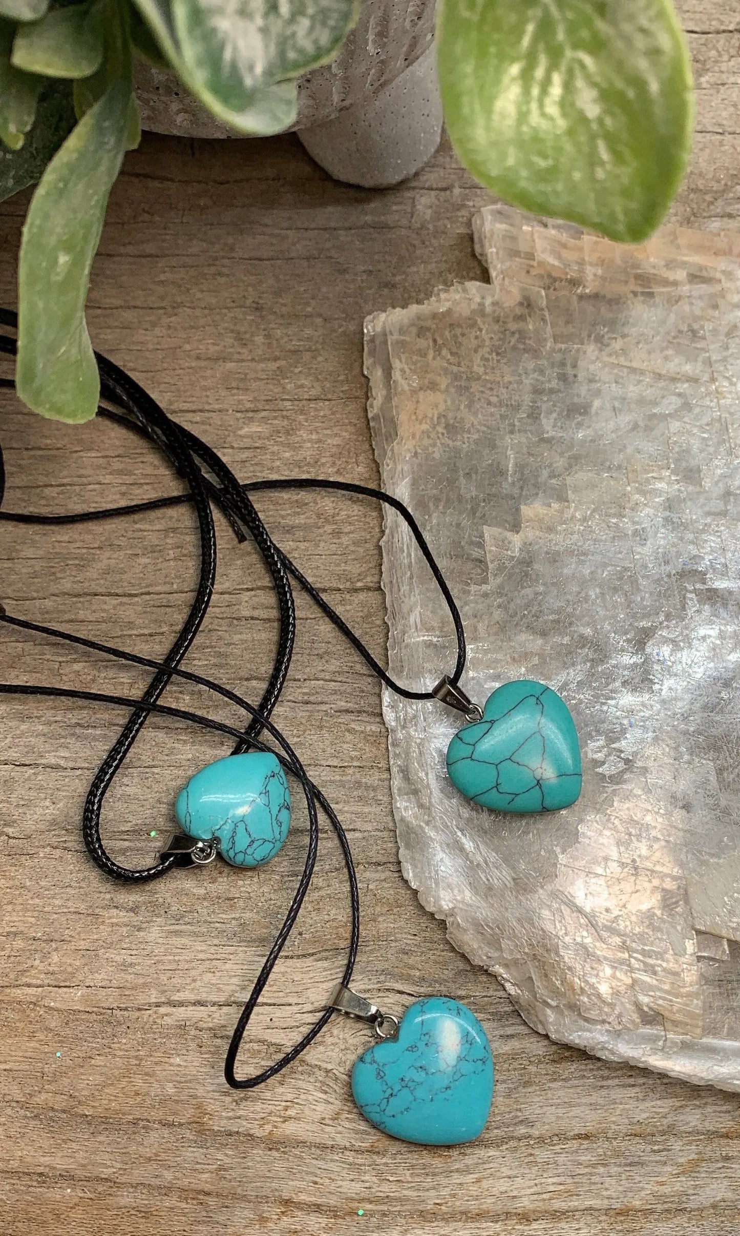 Blue Howlite Heart Necklace HOT-0475 Shop Wholesale Crystals
