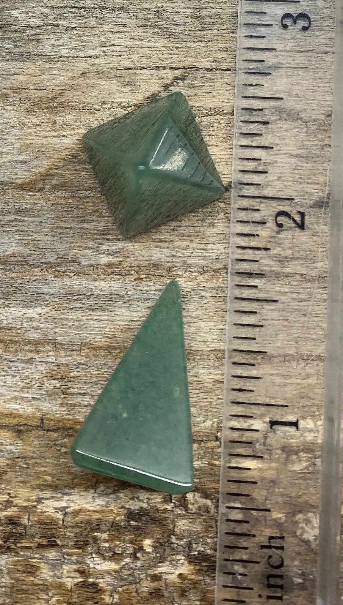 Green Aventurine Pyramid 1” 0340 Shop Wholesale Crystals