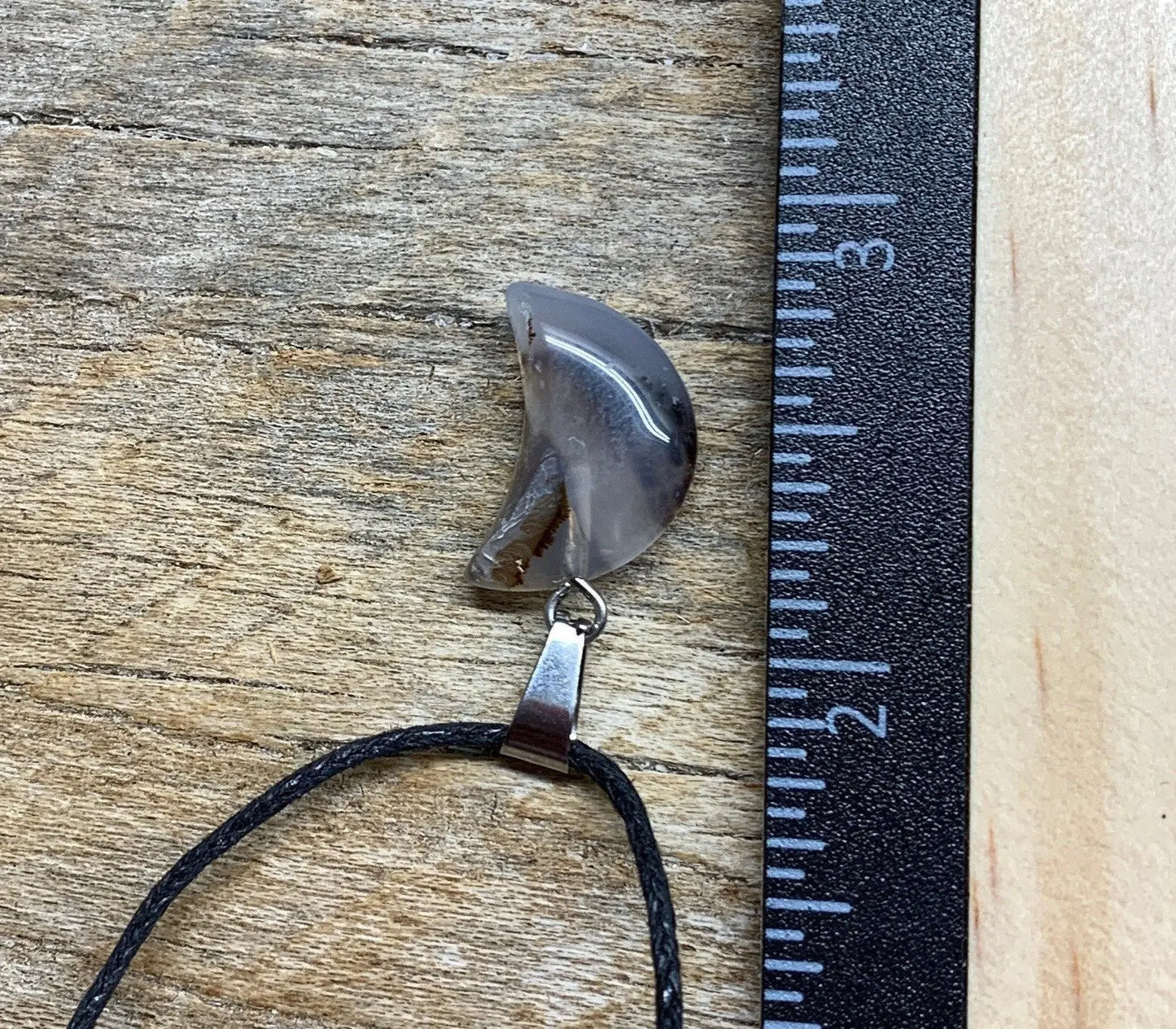 Fluorite Moon Necklace HOT-0587 Shop Wholesale Crystals