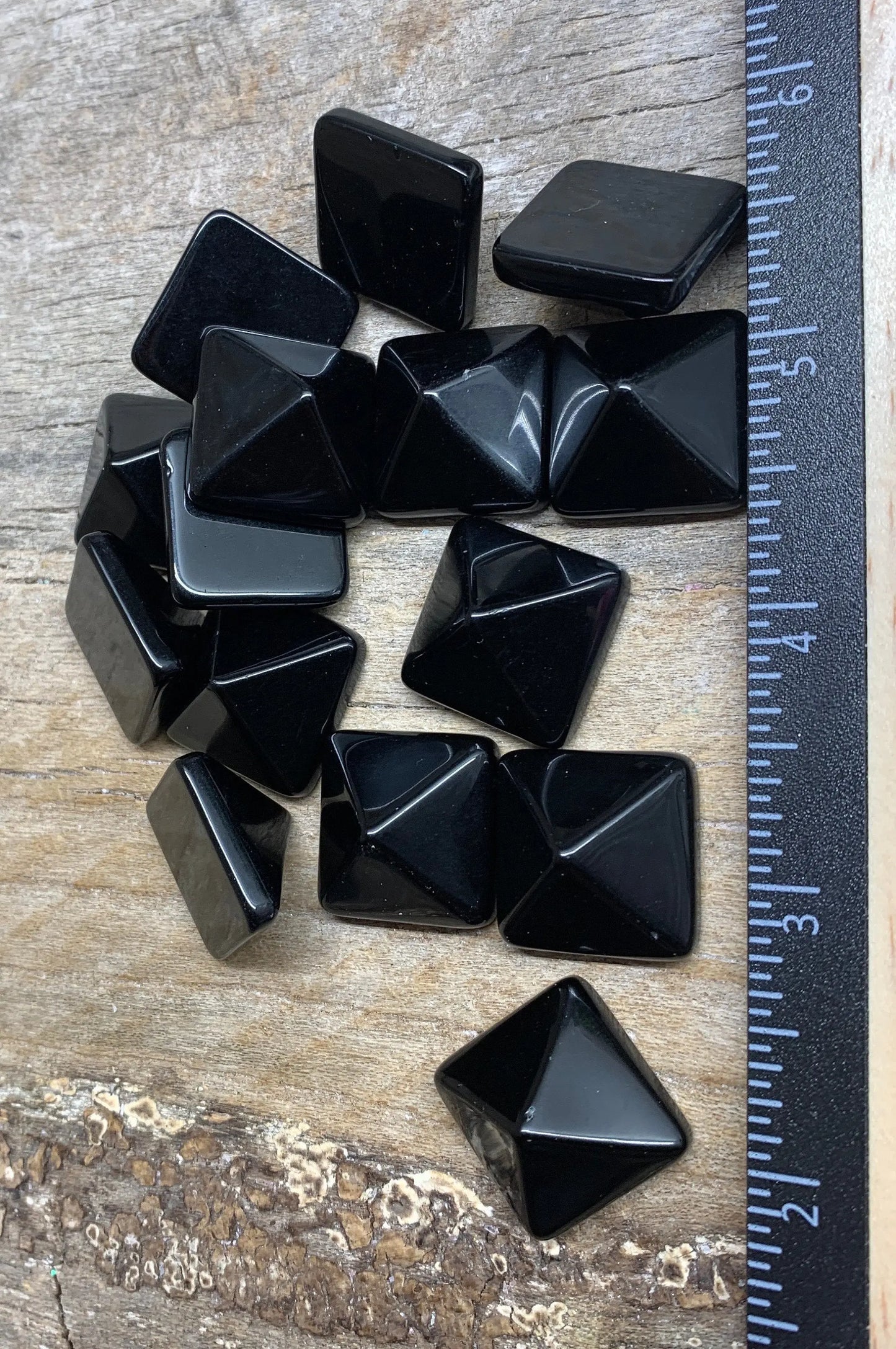 Black Obsidian Pyramid 0243 (Approx. 3/4” x 3/4" x 5/8") Shop Wholesale Crystals