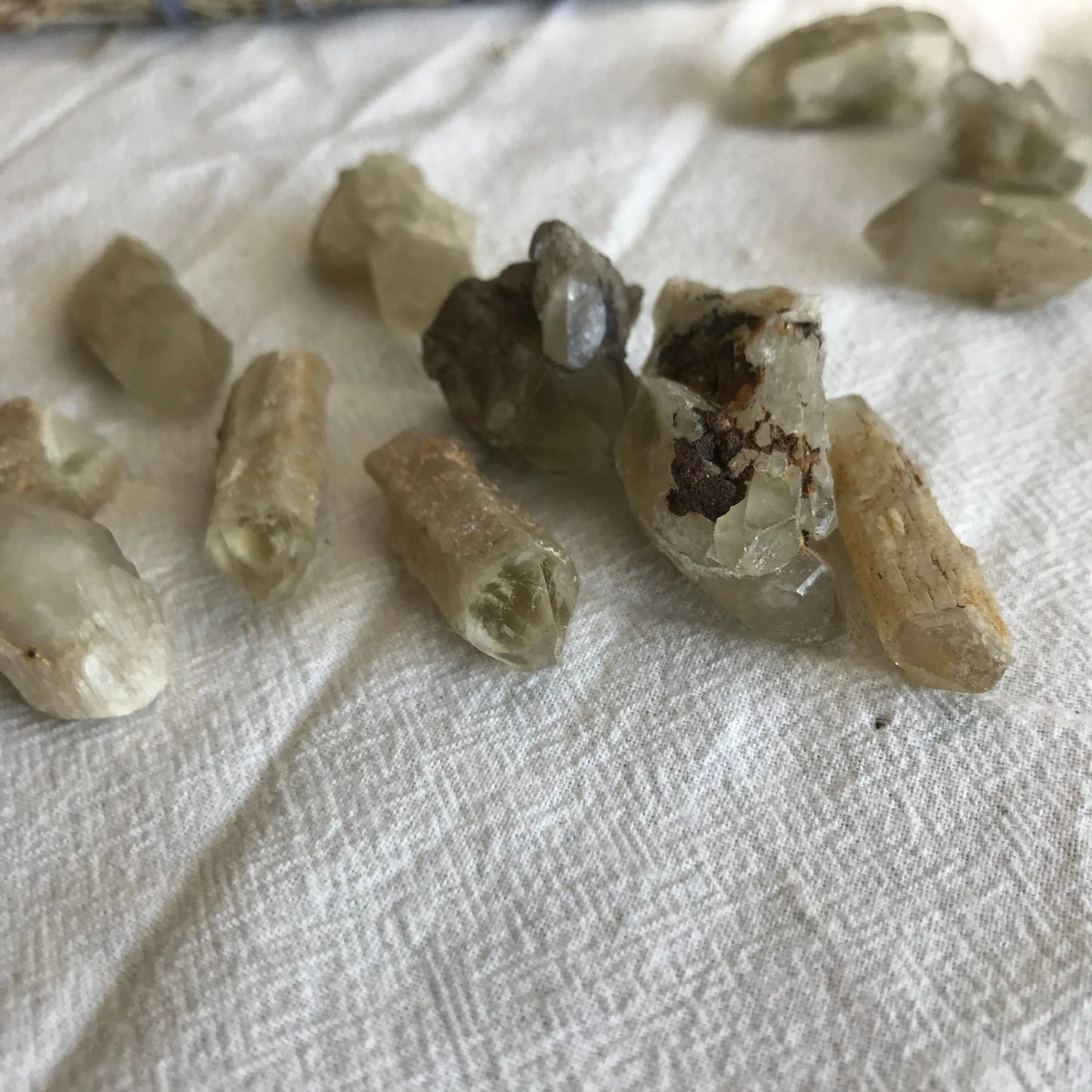 Natural Backbone Citrine Crystal, (Approx. 3/4" to 1 1/4" long) One Crystal, Quartz Rough 0458 Shop Wholesale Crystals