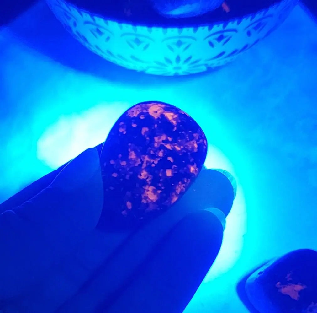 Yooperlite (Fireworks Stone) Tumbled Stone (Approx. 1" - 1 1/2") 1447 Shop Wholesale Crystals