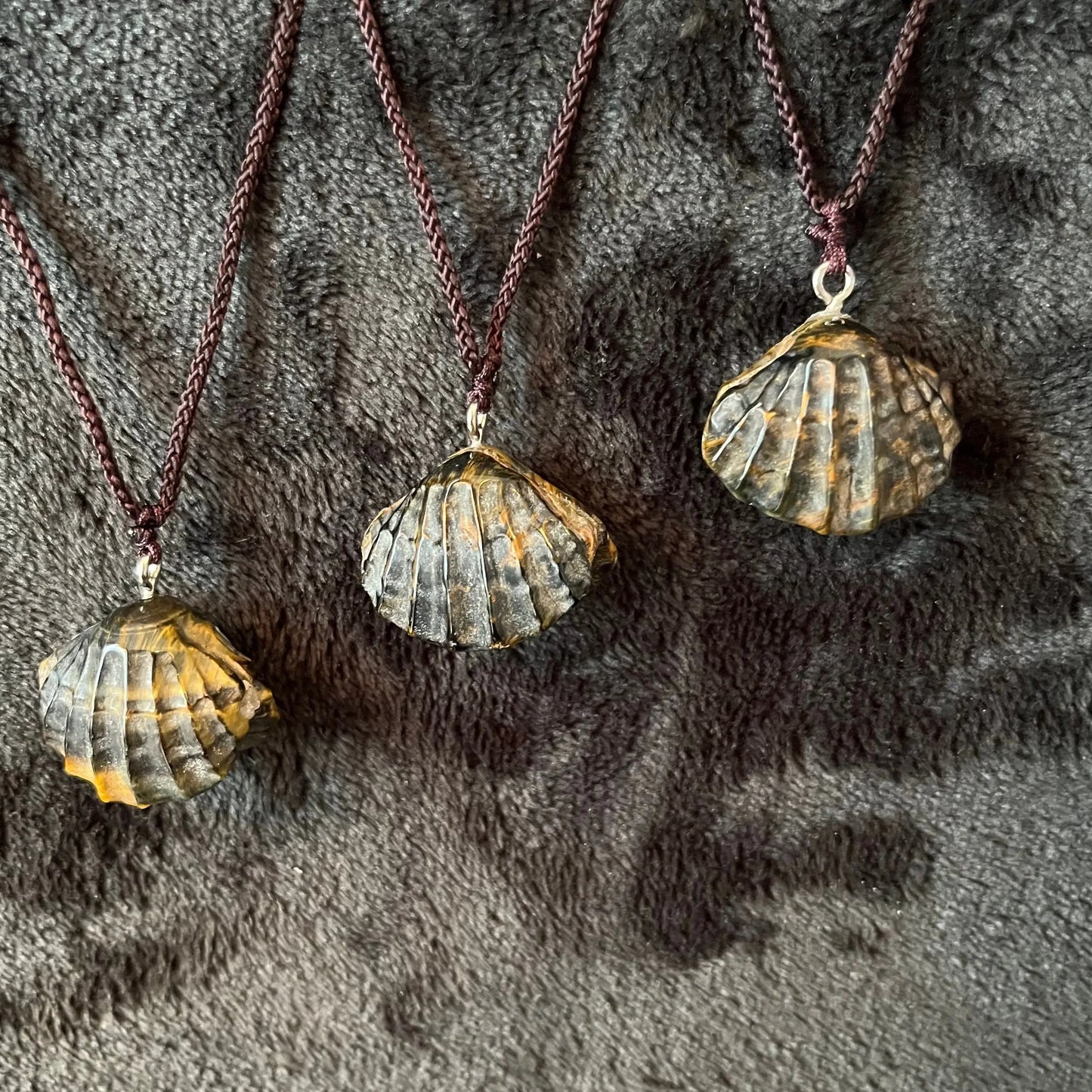 Blue Tiger Eye Seashell Necklace NCK-2829 Shop Wholesale Crystals