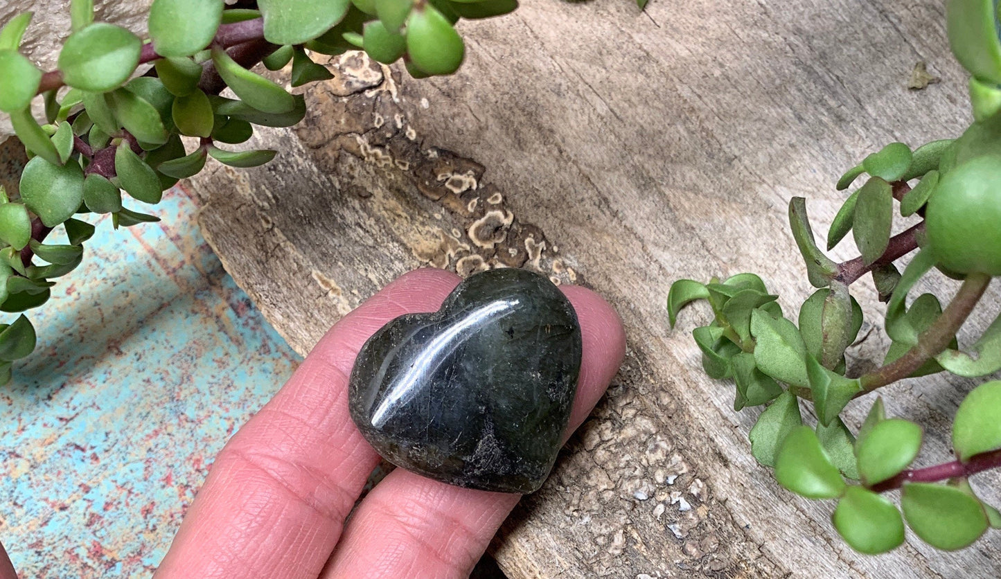 Labradorite Heart (Approx. 1 1/2” wide) Healing Iridescent Blue Feldspar, Flash, Stone for Wire Wrapping HRT-0095