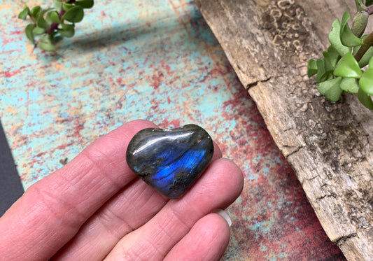 Labradorite Heart (Approx. 1 1/4” wide) Healing Iridescent Blue Feldspar, Flash, Stone for Wire Wrapping HRT-0152