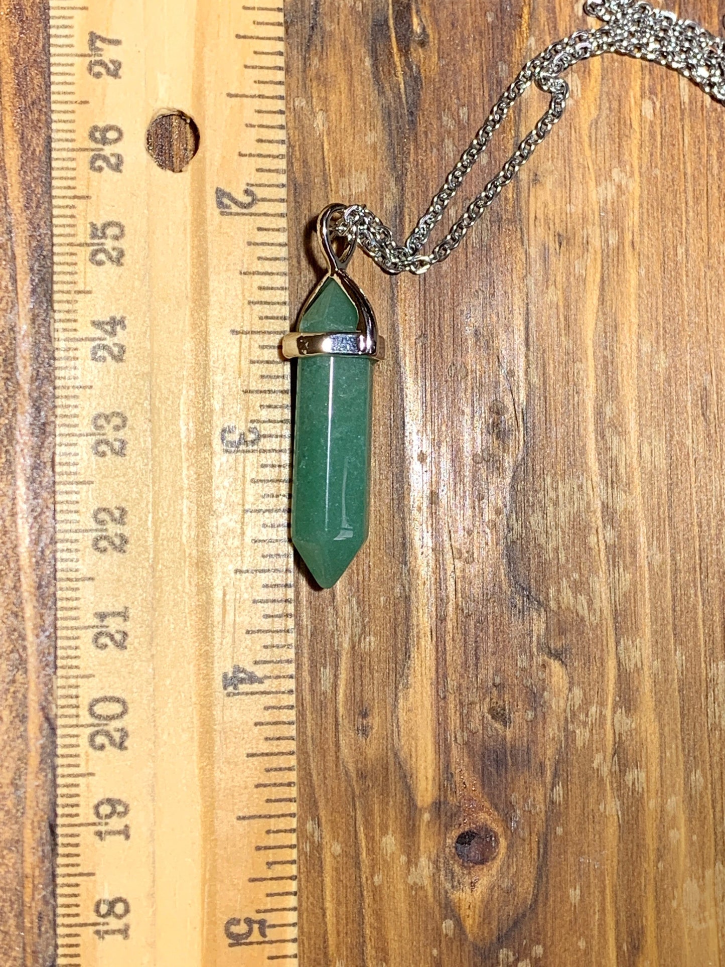 Green Aventurine Crystal Point Necklace                  NCK-0286