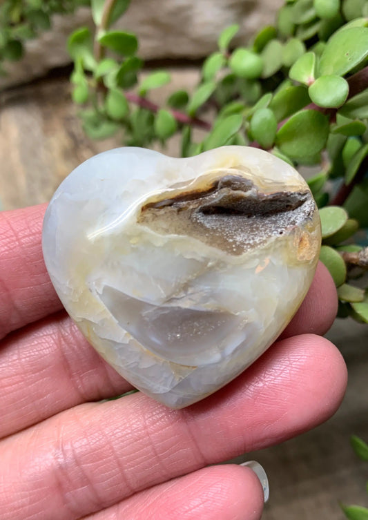 Carnelian Agate Quartz Puffy Heart, Beautiful, Polished, Creativity Stone, Passion, Manifesting Abundance (Approx. 1 1/2”) HRT-0256 Shop Wholesale Crystals