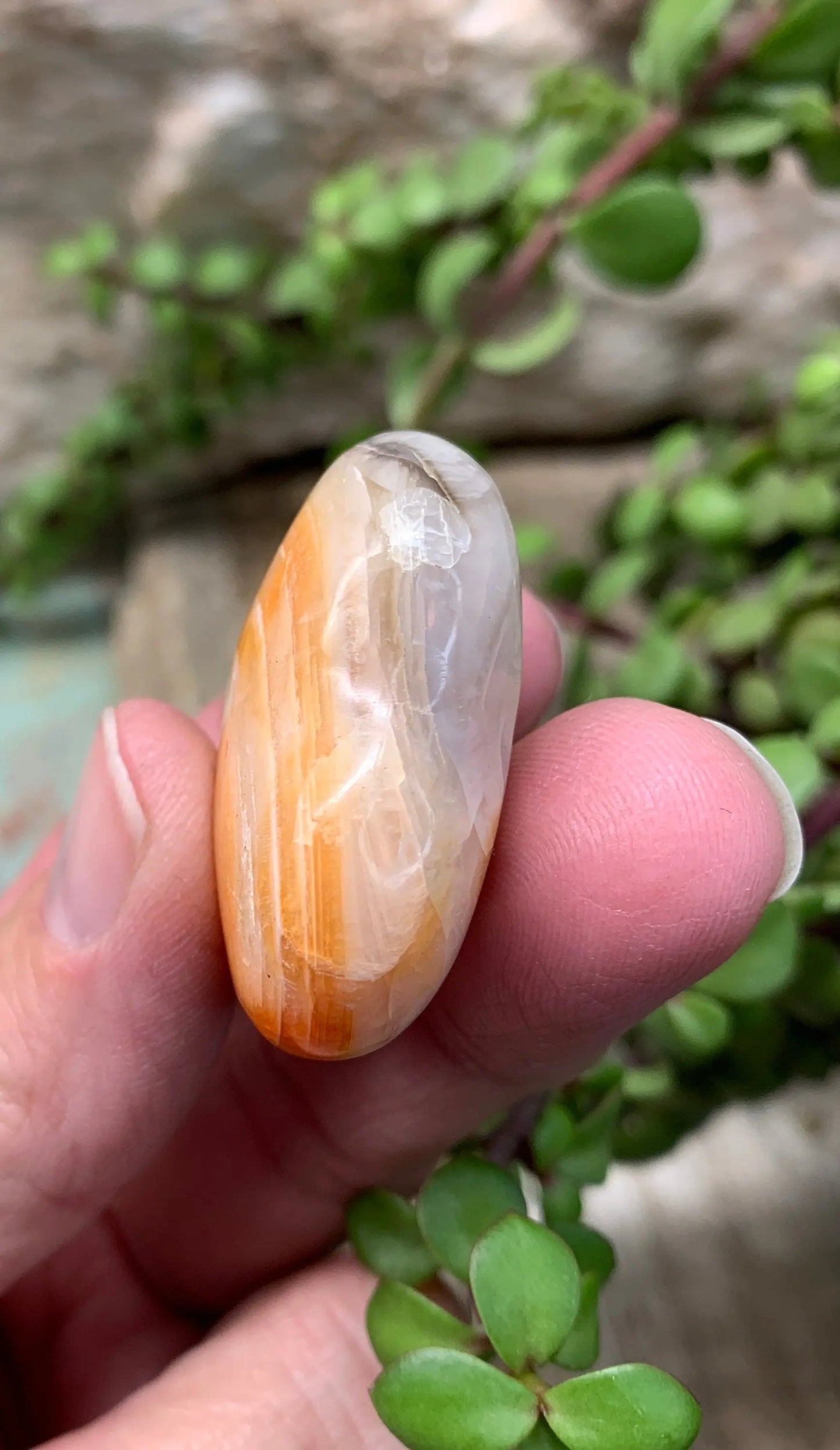 Carnelian Agate Quartz Puffy Heart, Beautiful, Polished, Creativity Stone, Passion, Manifesting Abundance (Approx. 1 1/2”) HRT-0241 Shop Wholesale Crystals