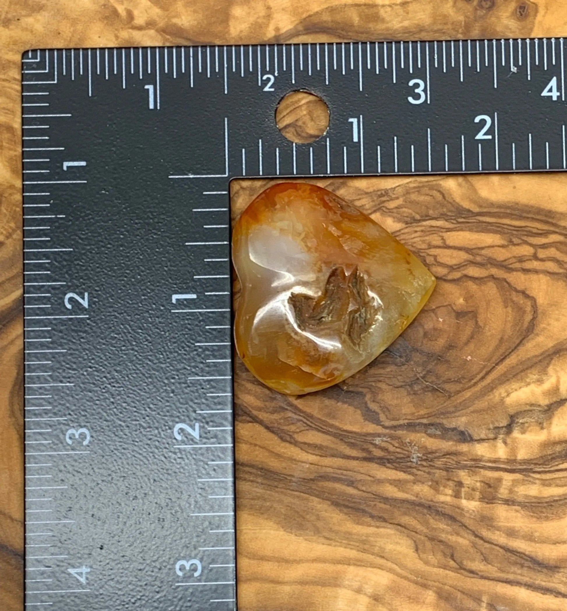Carnelian Agate Quartz Puffy Heart, Beautiful, Polished, Creativity Stone, Passion, Manifesting Abundance (Approx. 1 1/2”) HRT-0227 Shop Wholesale Crystals