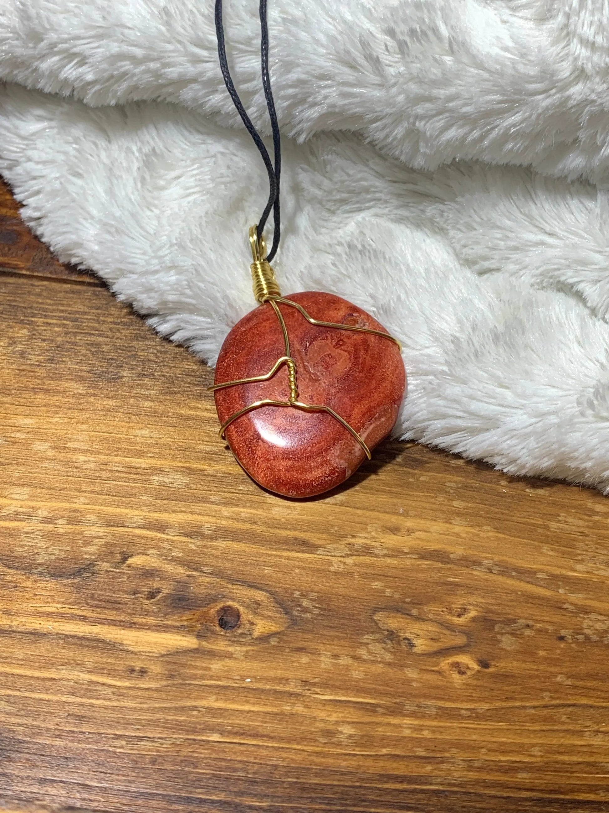 Red Coral Wire Wrapped Necklace      HOT-0039 Shop Wholesale Crystals