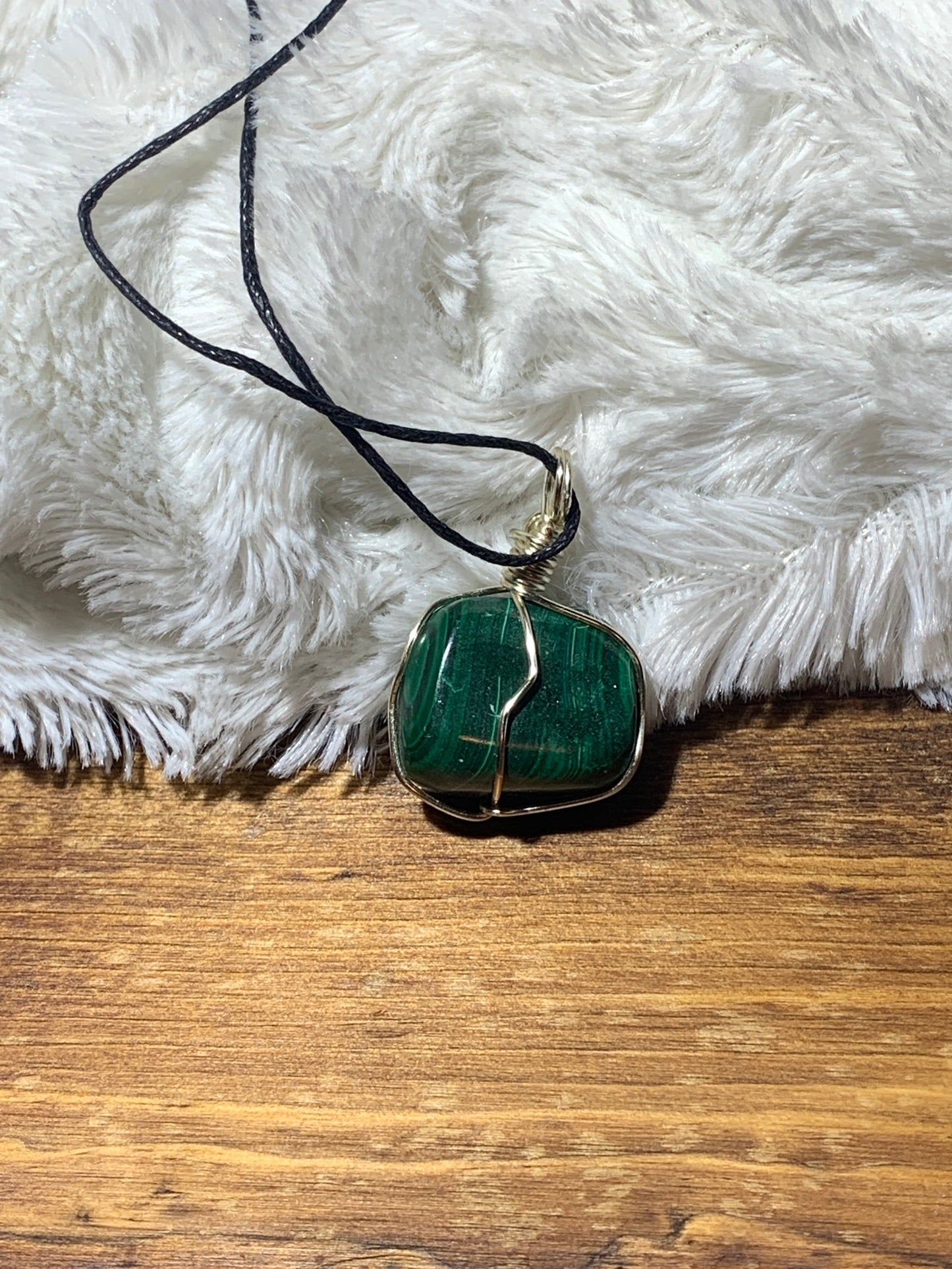 Malachite Necklace, Wire Wrapped.    HOT-0231.                                               Grounding, Heart Healing, Stability