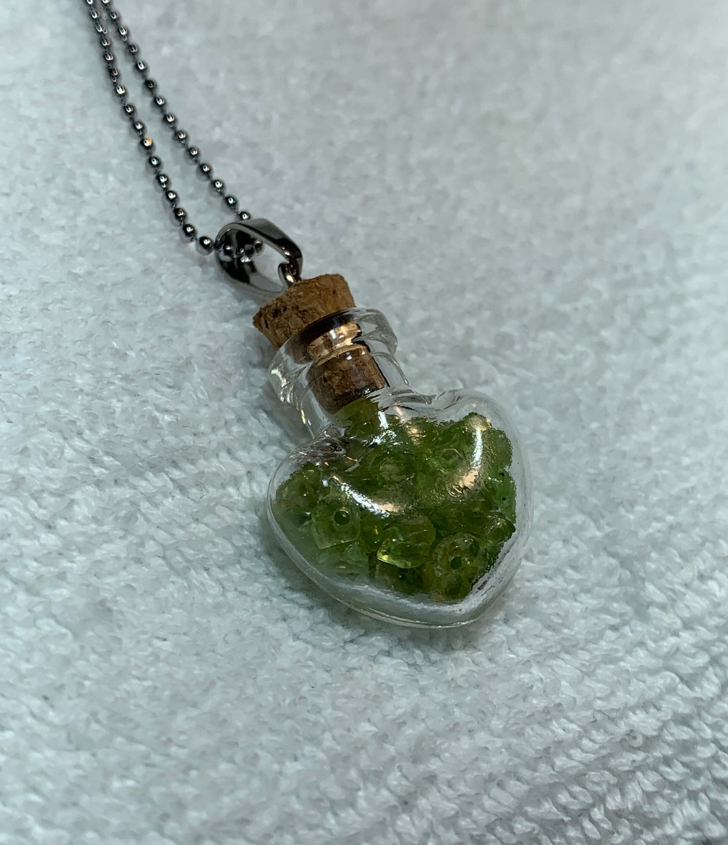 Peridot In A Heart Bottle Necklace   NCK-0298