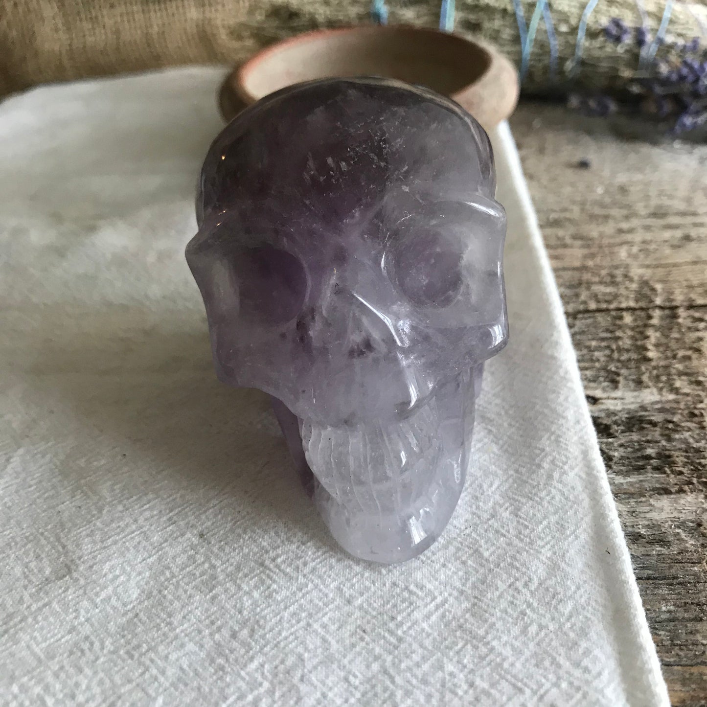 Carved Amethyst Skull (2 1/2" x 2 2/3" x 2"), Supply for Crystal Grid or Halloween Crafts FIG-0030