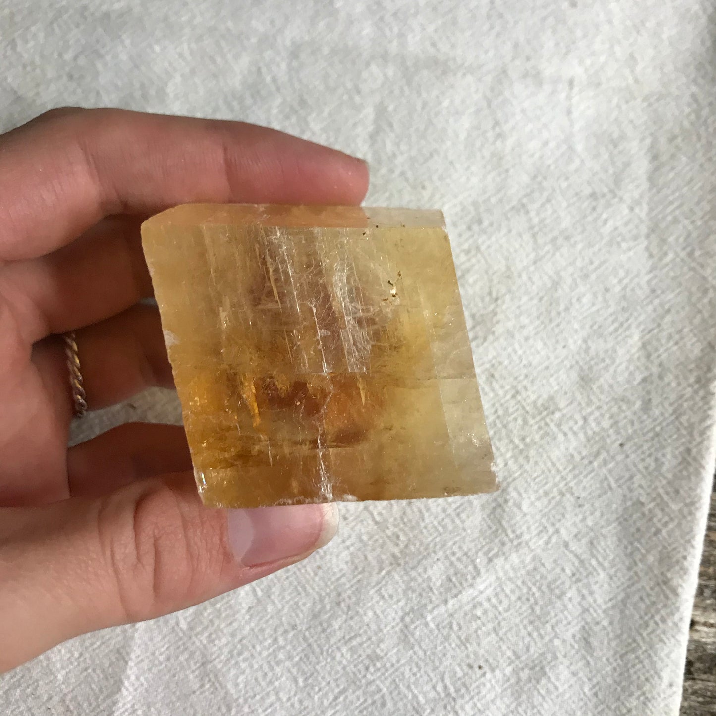 Honey Optical Calcite (1 2/3"x 1 1/2") Supply for Crystal Grid, Home Decor or Crafts CRY-045