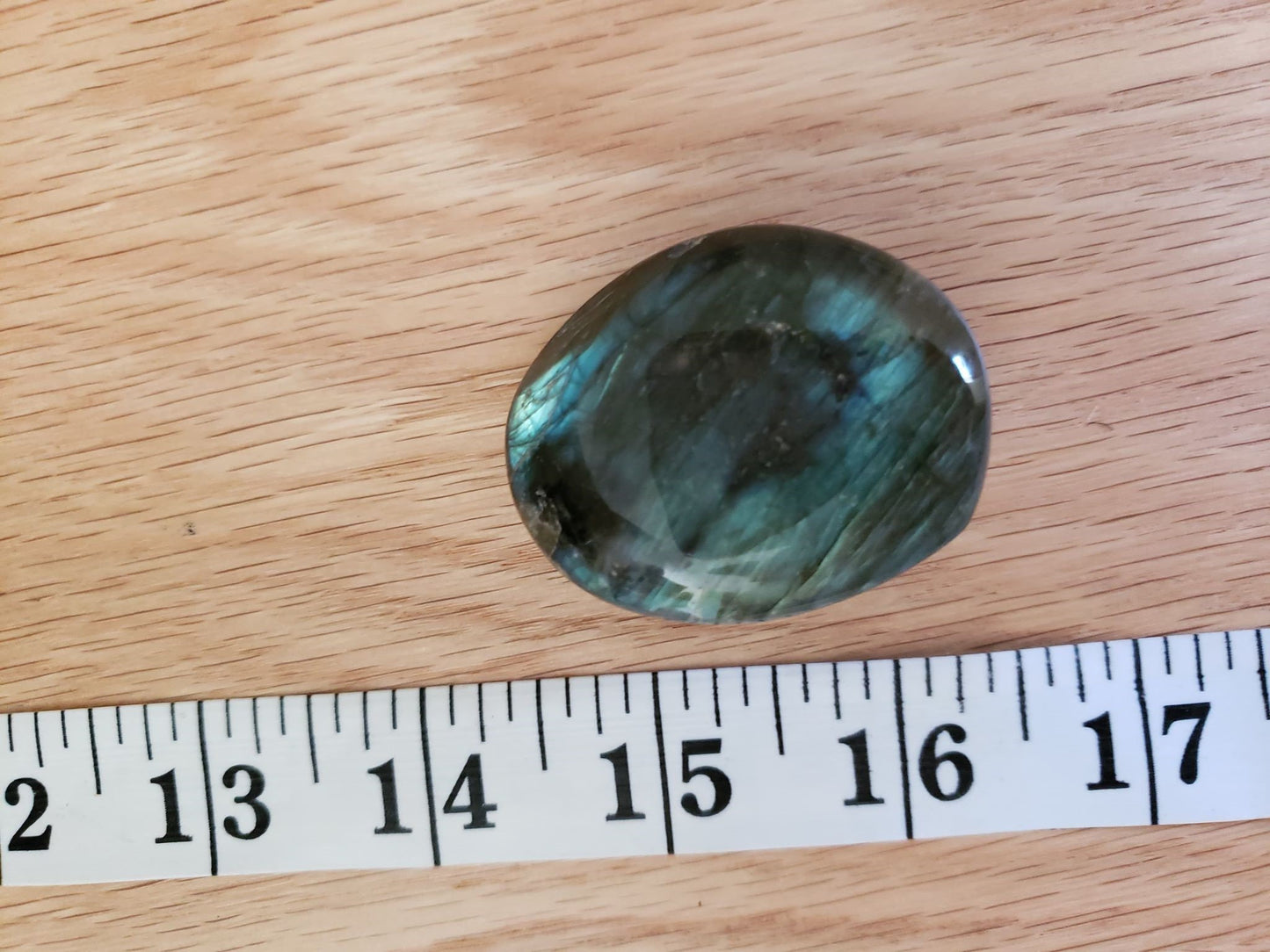 Labradorite Palm Stone (1 7/8" x 1 1/2" x 3/4") PLM-008