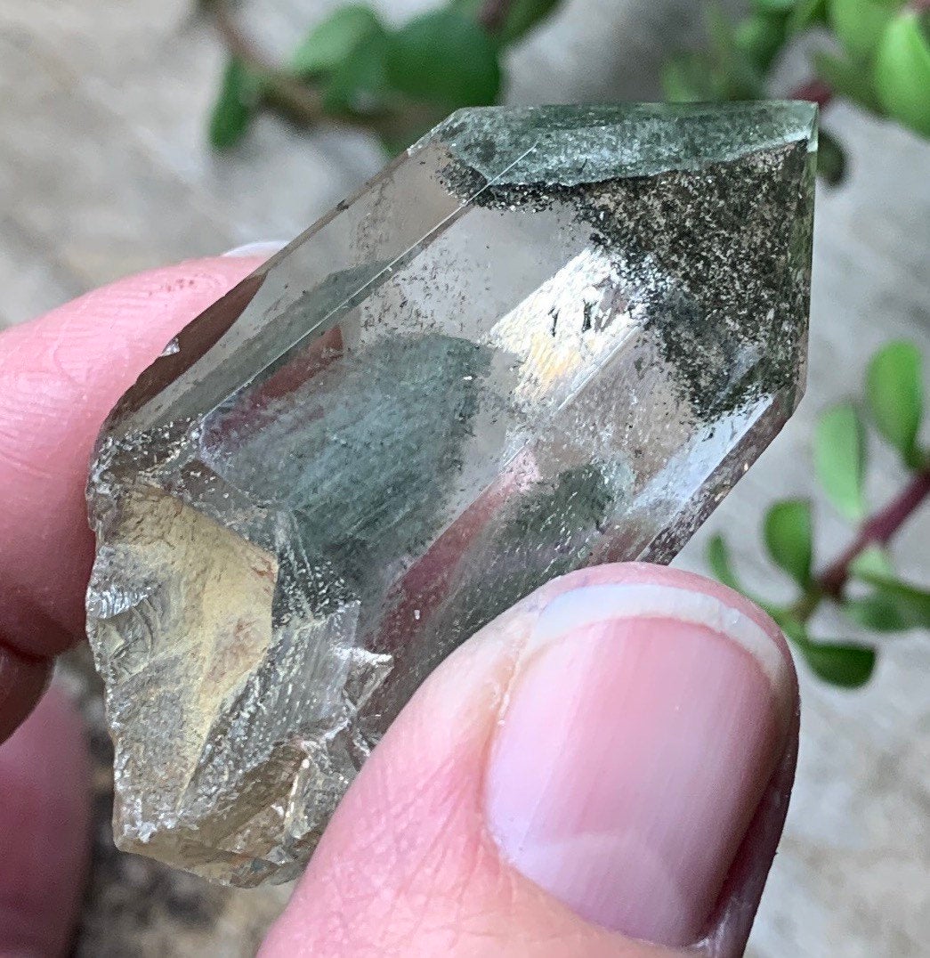 Phantom Chlorite Quartz Crystal.             Healing Stone for Physical Cleansing CRY-0349