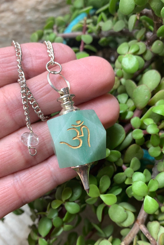 Green Aventurine OM Pendulum         PND-0004