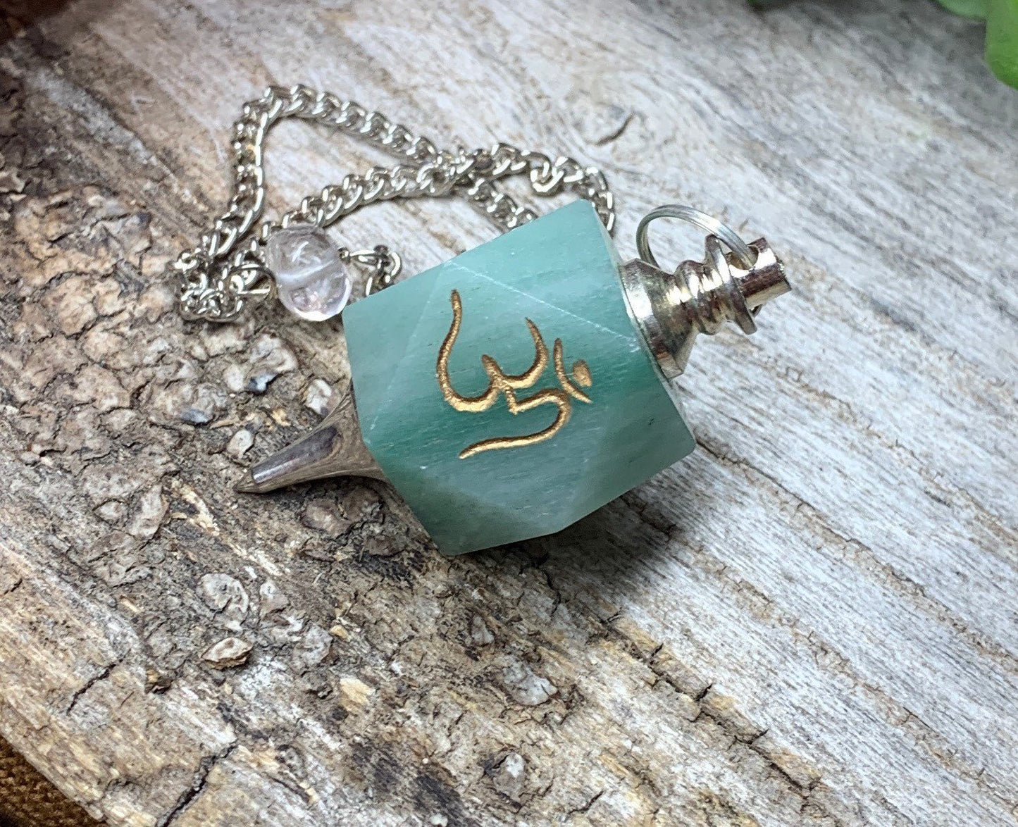 Green Aventurine OM Pendulum         PND-0004