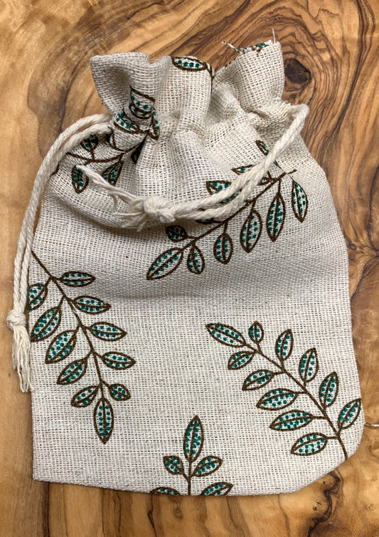 Medium Nature Leaf BoHo Burlap Drawstring Bag, DIY, Beautiful, Crystal Collecting (Approx. 5.5" x 3.9") BAG-0023