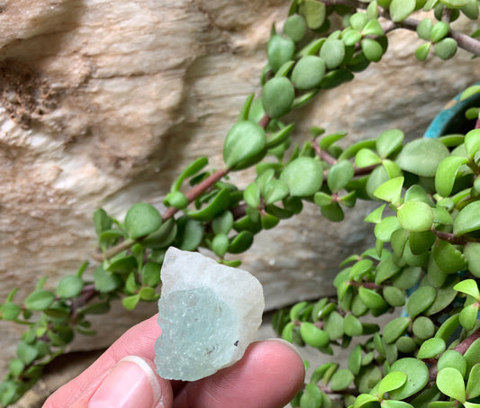 Aquamarine Crystal     CRY-0447