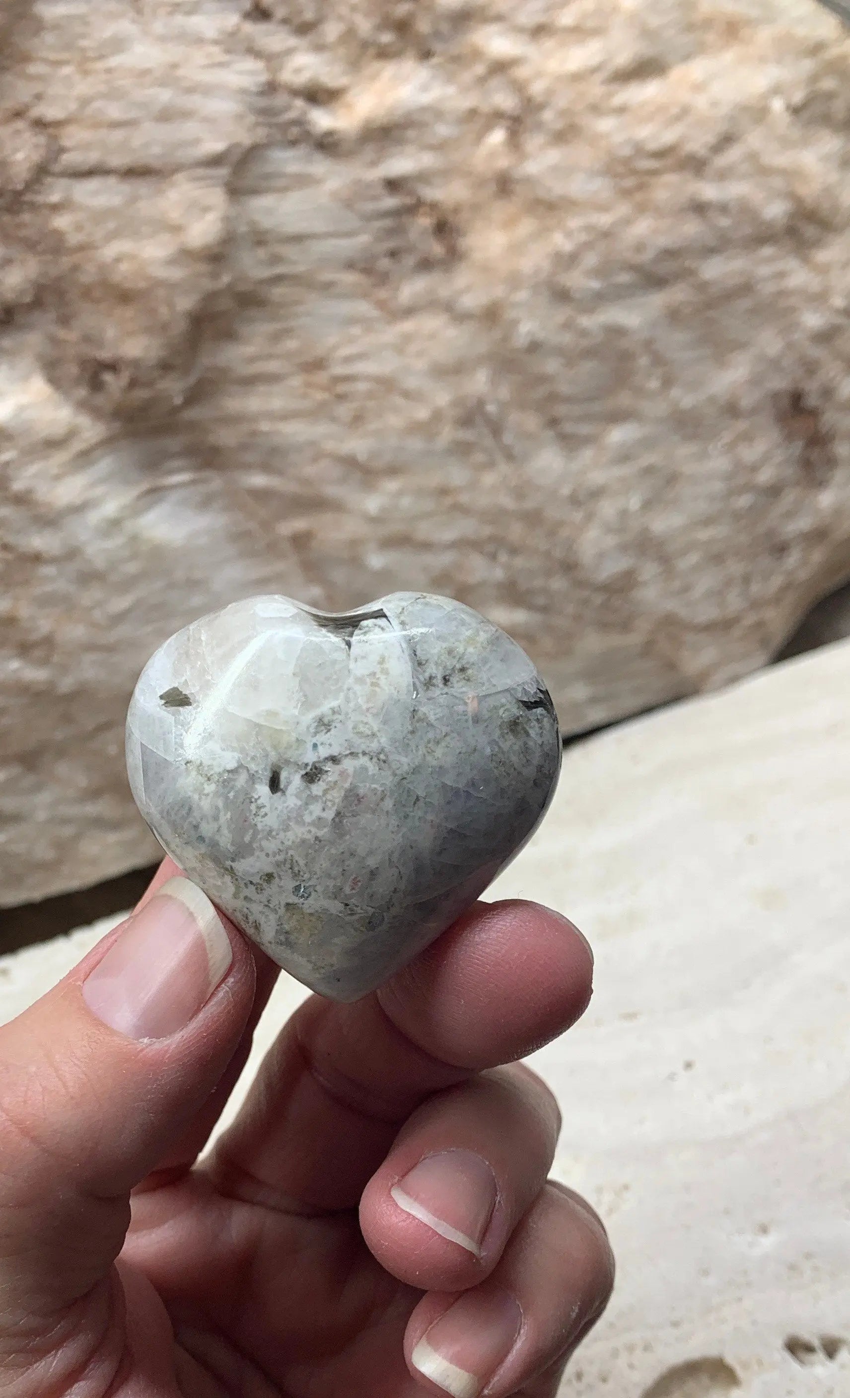 Rainbow Moonstone Heart HRT-0329 Shop Wholesale Crystals