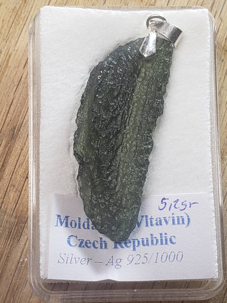 Naturally formed Moldavite Feather Pendant from Czech Republic, (5.2 gr) One Crystal, Rough, with .925 silver bell MOL-0017