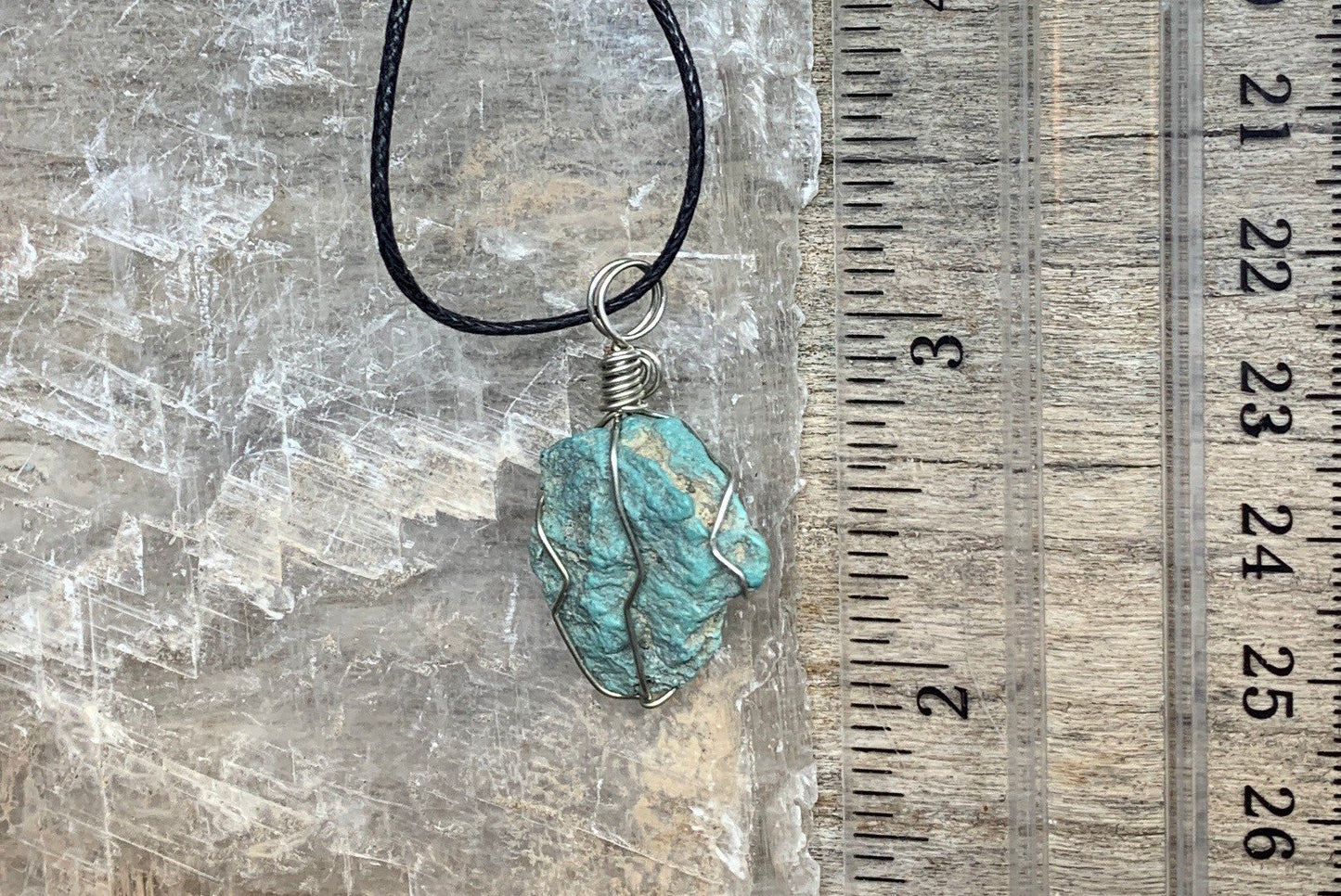 Turquoise Wire Wrapped Necklace  HOT-0369