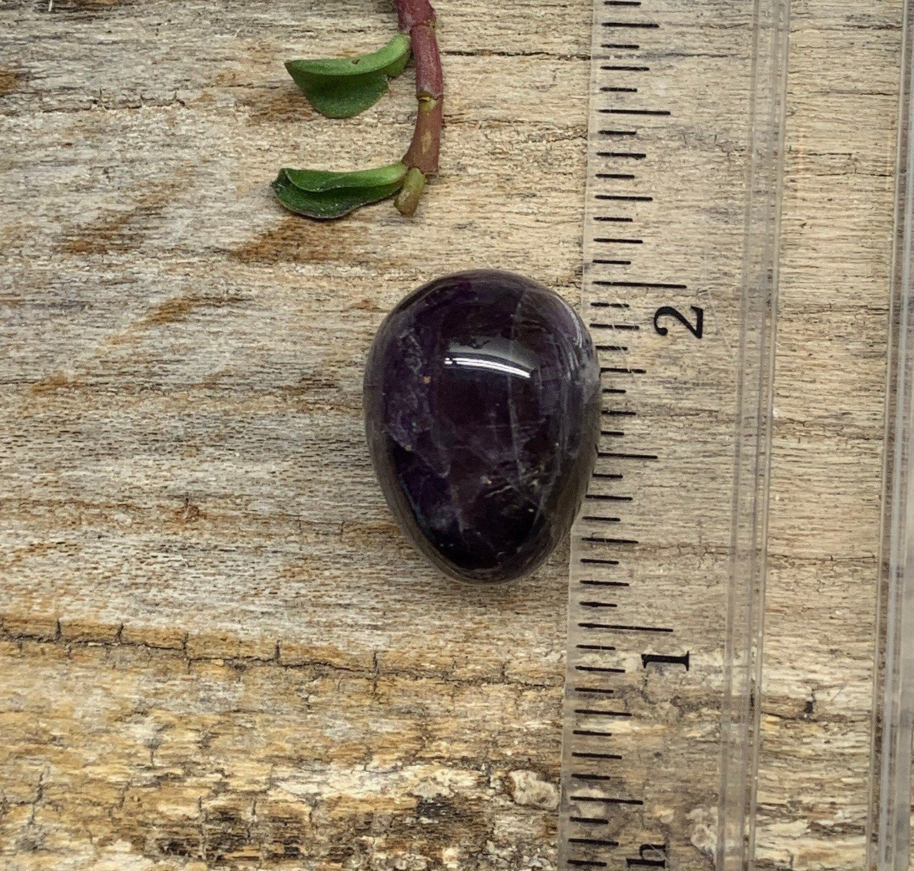 Amethyst Egg 3/4” 0665