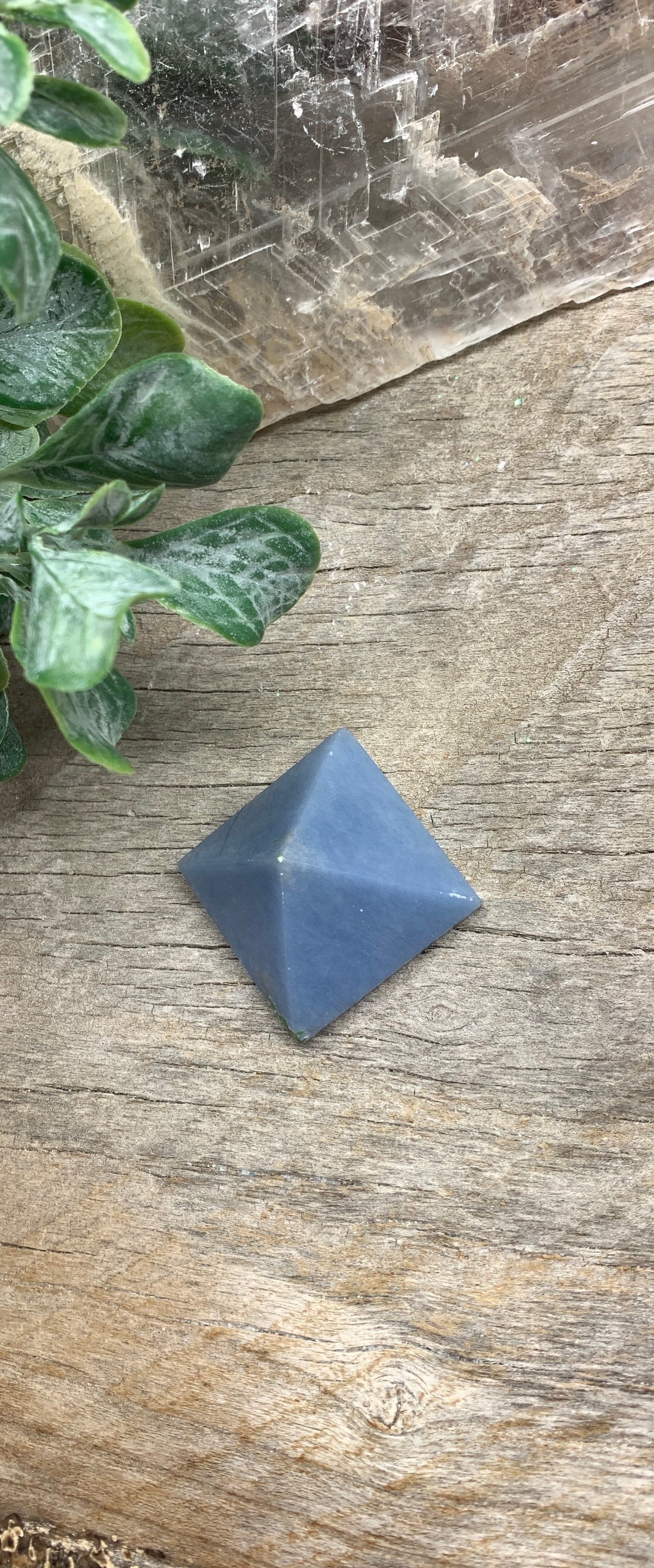 Angelite Pyramid PYR-0014