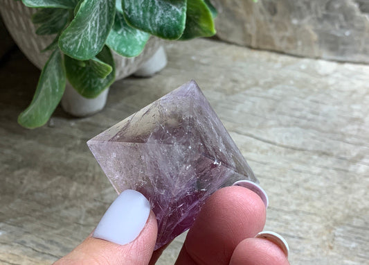 Amethyst Pyramid PYR-0098