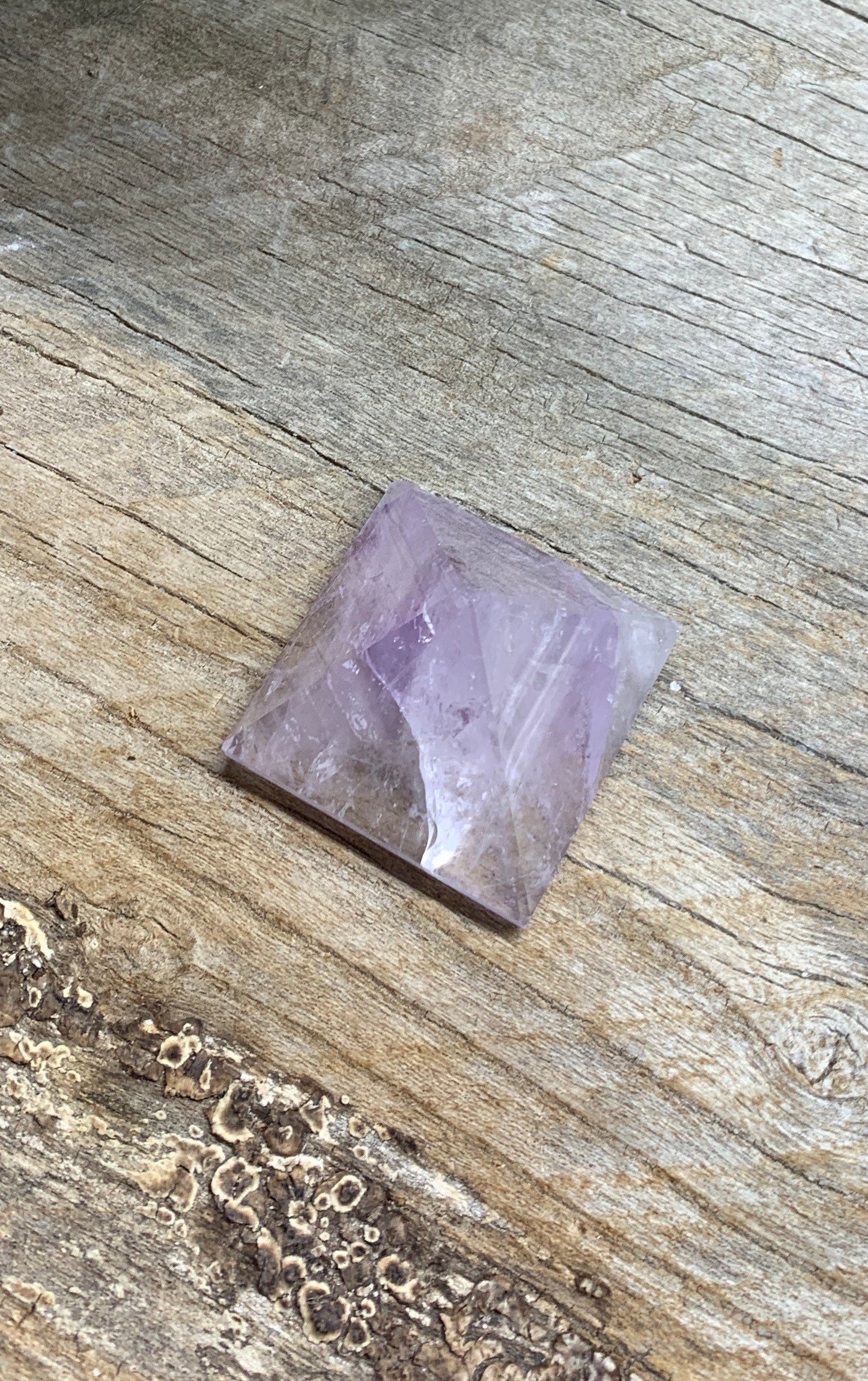 Amethyst Pyramid PYR-0082