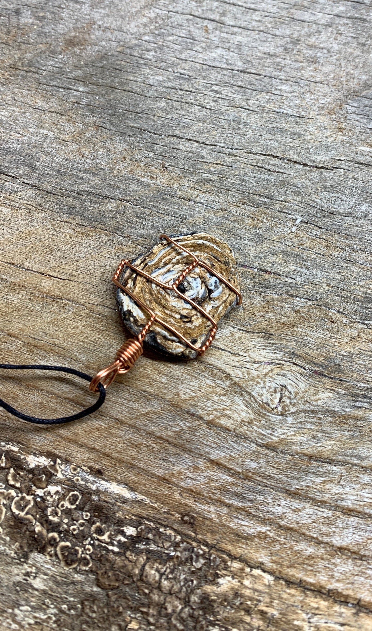 Agate Wire Wrapped Necklace NCK-1512