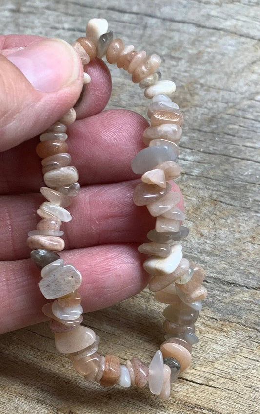 Natural Sunstone Chip Bracelet BRC-0055 Shop Wholesale Crystals