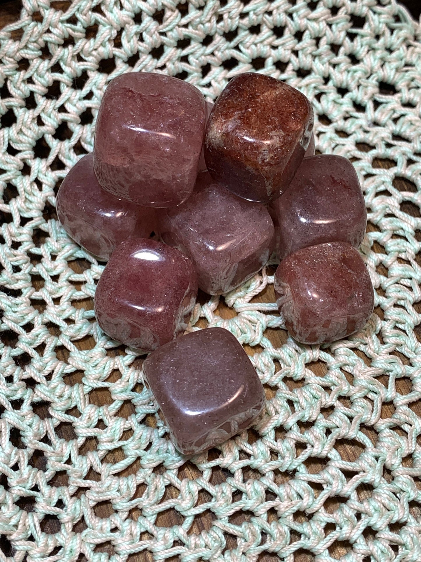 Strawberry Quartz Cube Polished 0630