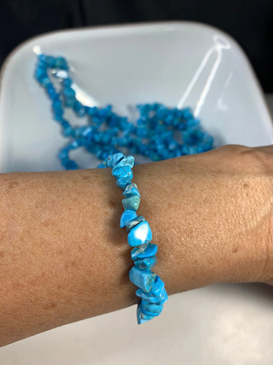 Blue Howlite Chip Bracelet BRC-0035 Shop Wholesale Crystals