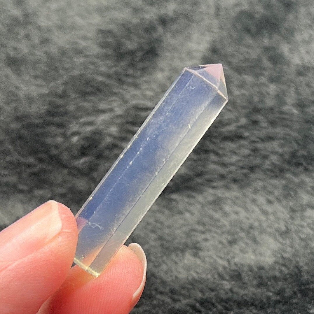 Opalite Obelisk 0924 (Approx. 1 5/8”)