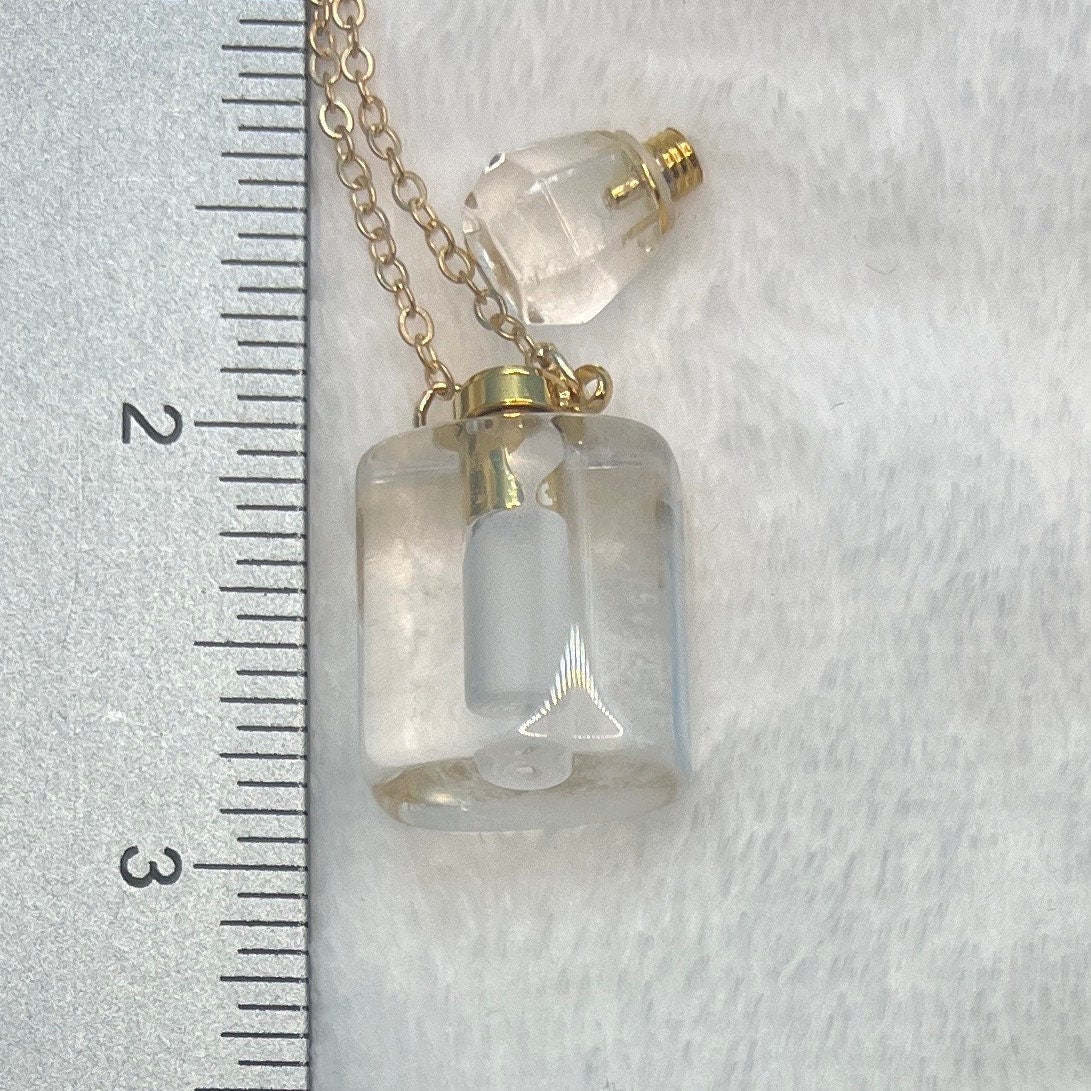 Clear Quartz Potion Bottle NCK-2653