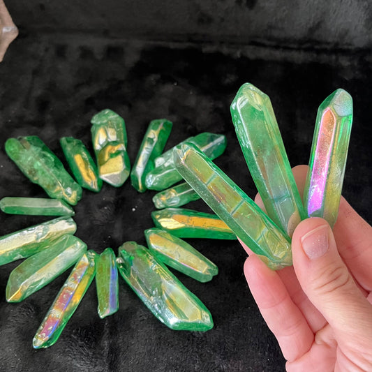 Green Aura Quartz Points, 1 pound lot, WC-0017