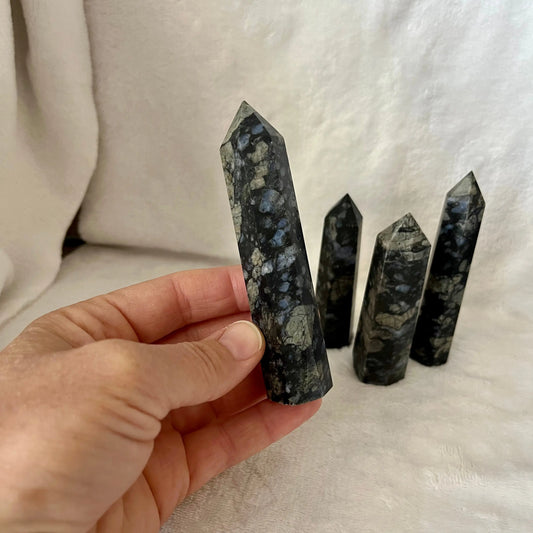 Que Sera Stone Obelisk, 1 pound,  WO-0035 - Shop Wholesale Crystals