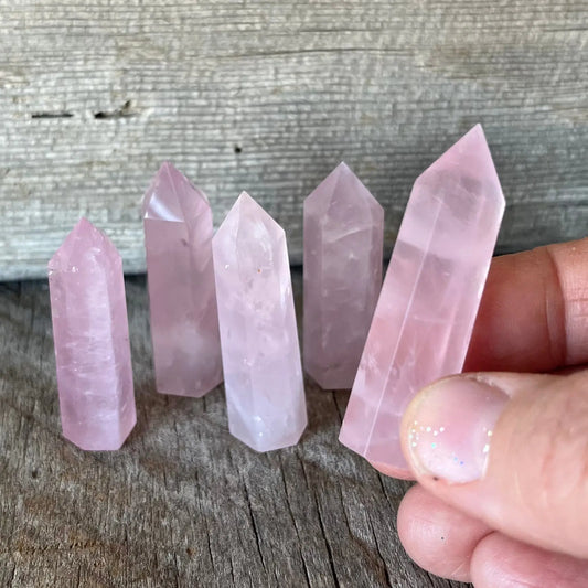 Rose Quartz Small Obelisk, Package of 5 (Approx. 1 3/4”) WO-0017 - Shop Wholesale Crystals