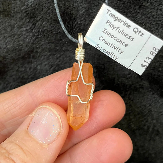 Tangerine Quartz Wire Wrapped Necklace WN-0179 - Shop Wholesale Crystals