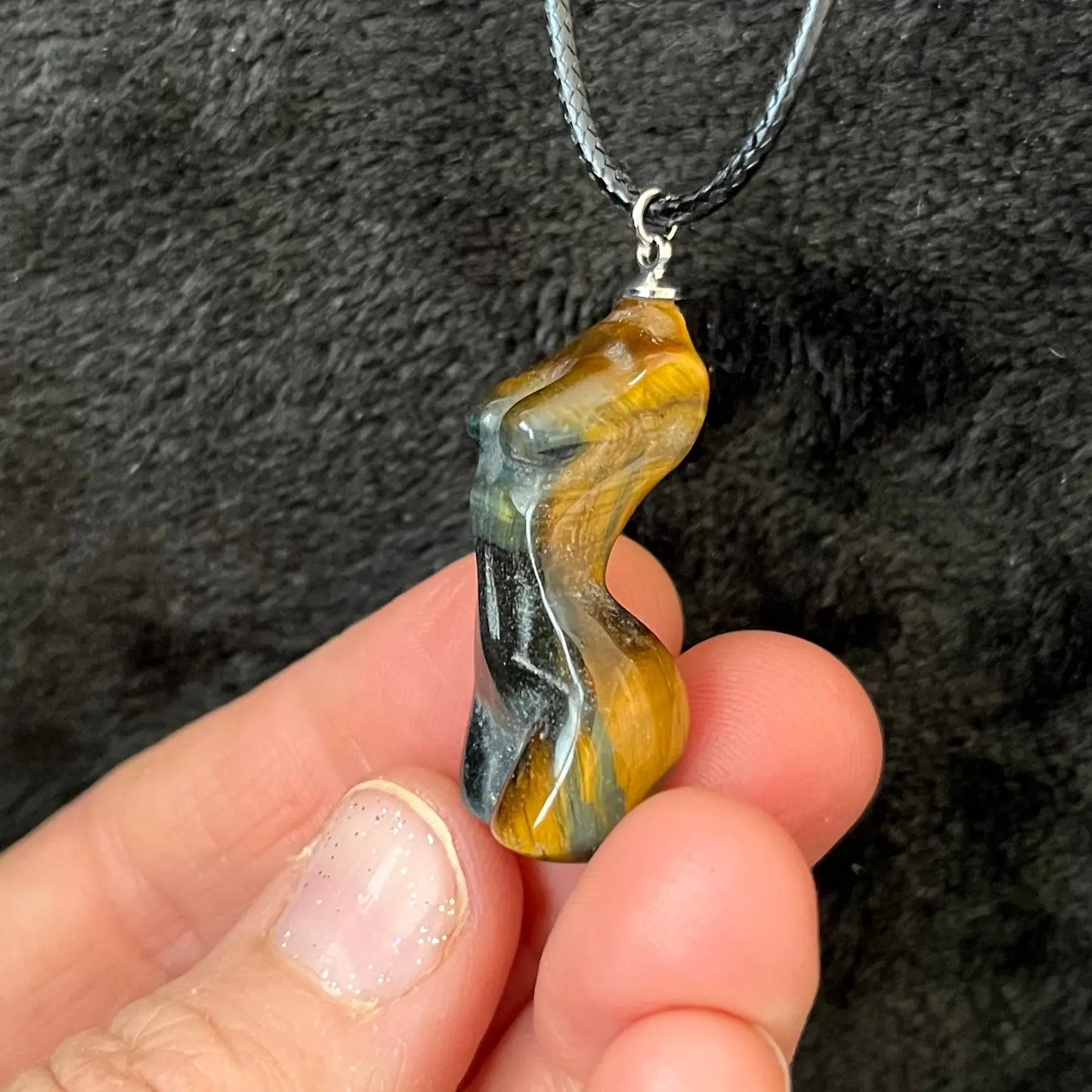 Tiger Eye Goddess Necklace WN-0185 - Shop Wholesale Crystals