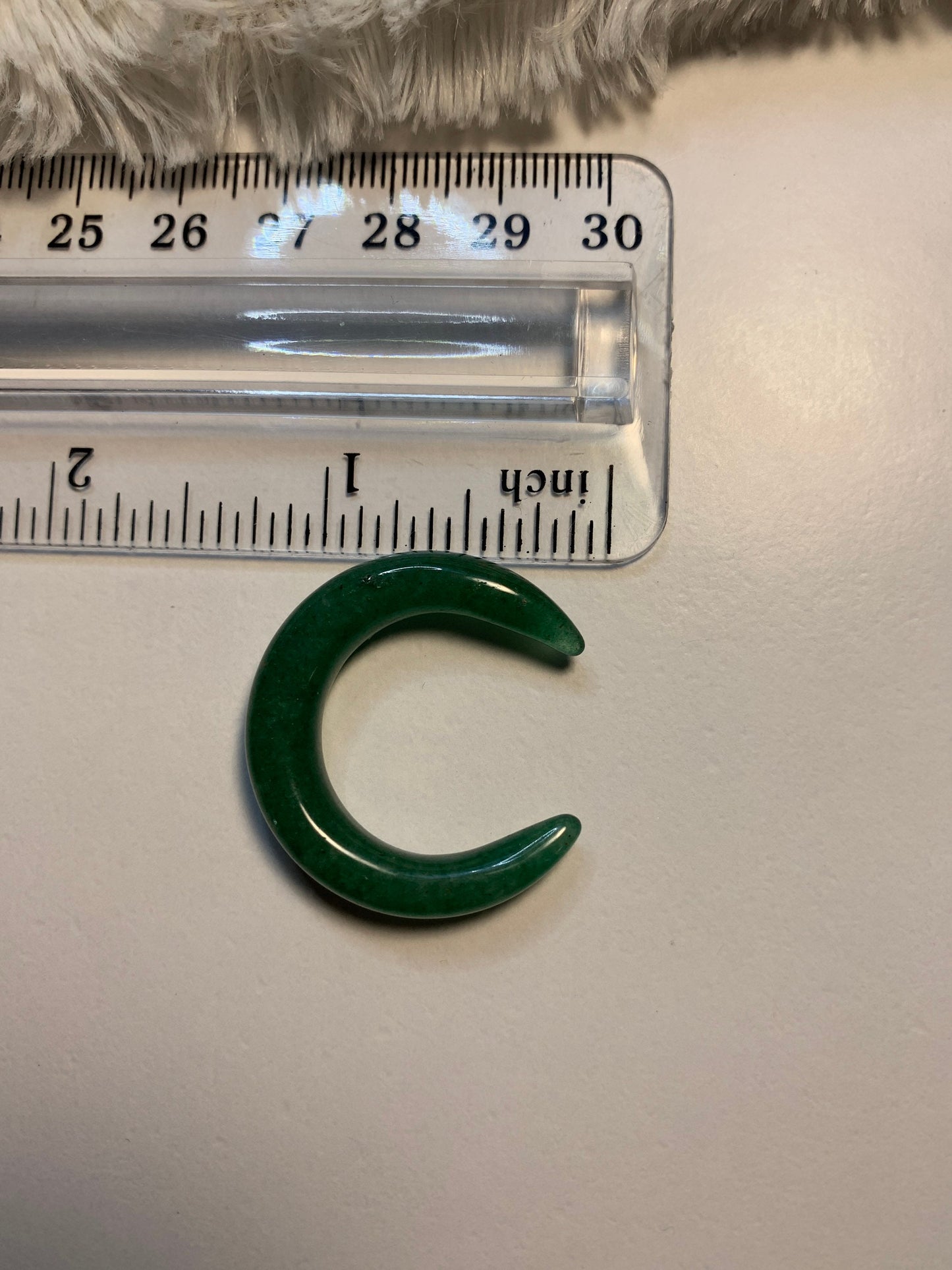 Green Aventurine Crescent Moon, Carved 0019